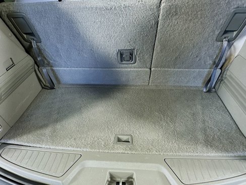 Used 2015 GMC Acadia SLE image 33