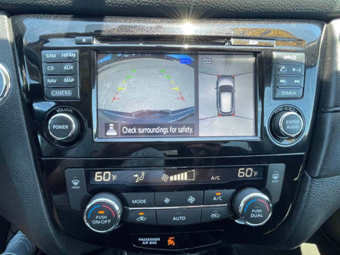 Used 2017 Nissan Rogue SV image 14