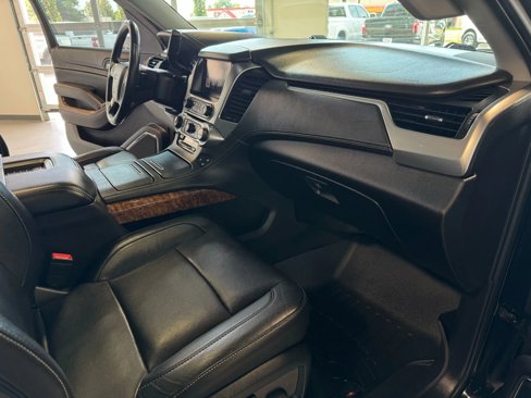 Used 2016 Chevrolet Suburban LTZ image 25