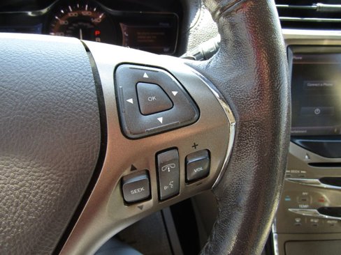 Used 2013 Lincoln MKX AWD image 21