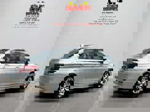 Used 2016 BMW 528i Sedan image 8