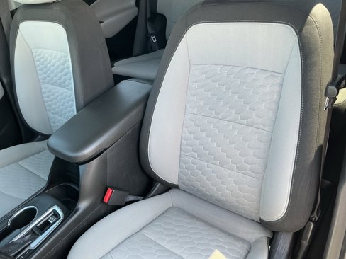 Used 2020 Chevrolet Equinox LT w/ Driver Convenience Package image 62
