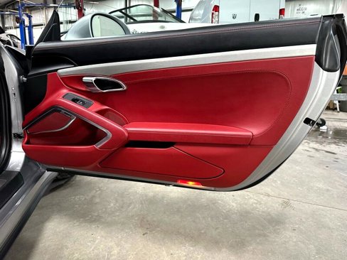 Used 2015 Porsche 911 Turbo image 21