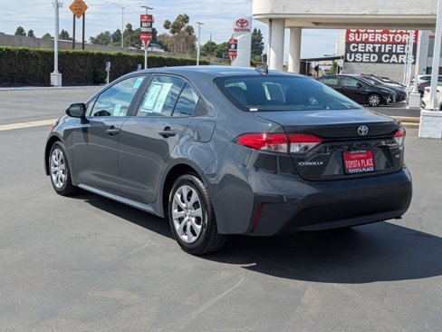 Used 2023 Toyota Corolla LE image 11