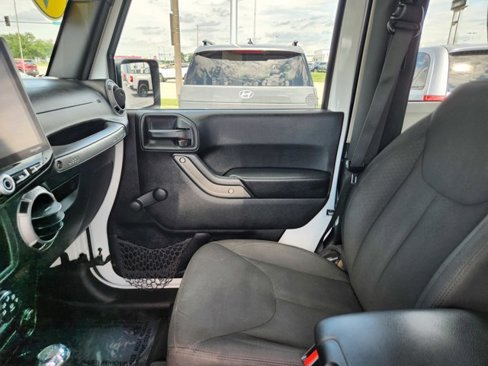Used 2016 Jeep Wrangler Sport w/ Quick Order Package 24S image 32
