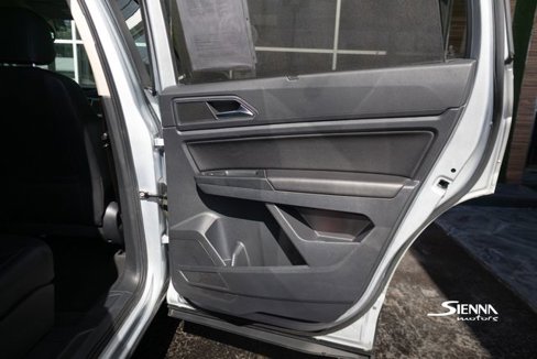 Used 2019 Volkswagen Atlas SE w/ Panoramic Sunroof Package image 18