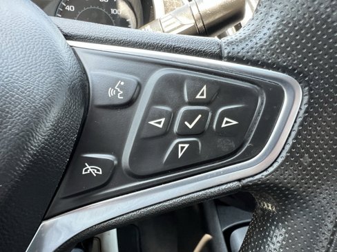 Used 2023 Chevrolet Malibu LS image 38