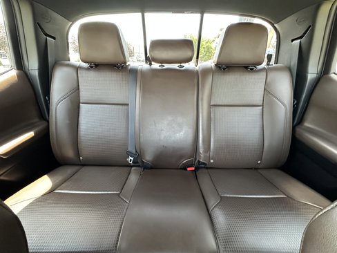 Used 2020 Toyota Tacoma Limited image 46