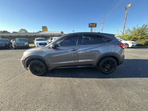 Used 2016 Honda HR-V EX image 4