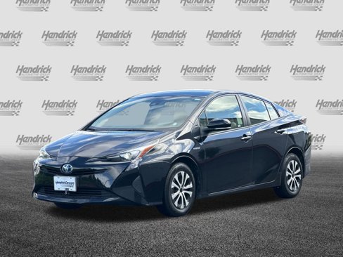 Used 2018 Toyota Prius One image 9