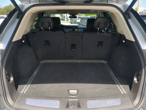 Used 2019 Cadillac XT5 Luxury image 12
