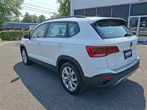 Used 2023 Volkswagen Taos S w/ Driver Assistance Package image 4
