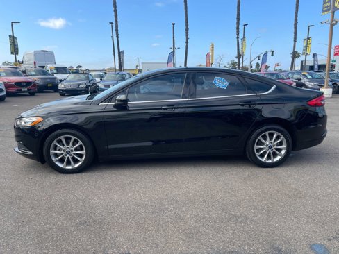 Used 2017 Ford Fusion SE image 6