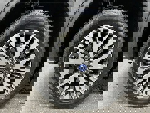 Used 2020 Ford Escape Titanium image 34