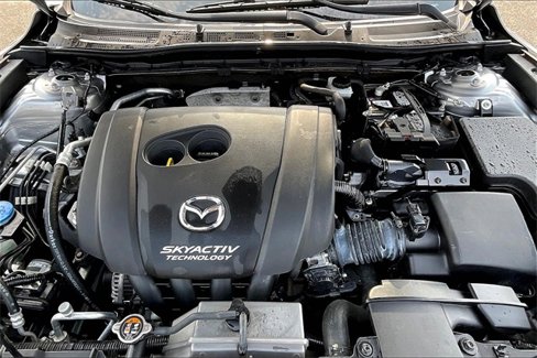 Used 2016 MAZDA MAZDA3 i Grand Touring image 9