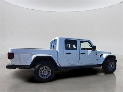 Used 2020 Jeep Gladiator Overland image 8