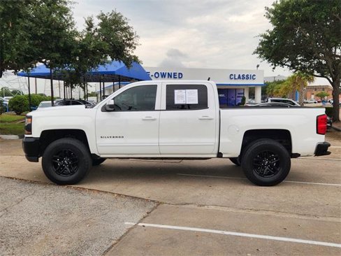 Used 2018 Chevrolet Silverado 1500 LT w/ All Star Edition image 4