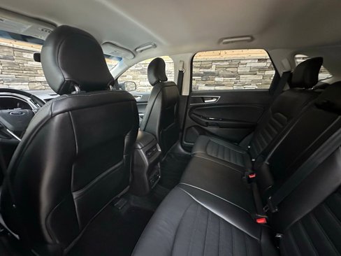 Used 2017 Ford Edge SEL w/ Equipment Group 201A image 25