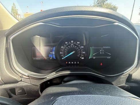 Used 2019 Ford Fusion SE image 15