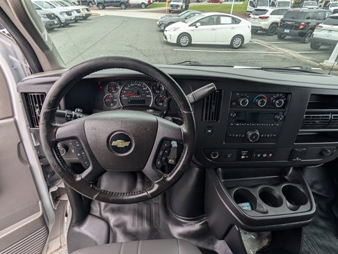 Used 2021 Chevrolet Express 2500 w/ Driver Convenience Package image 17