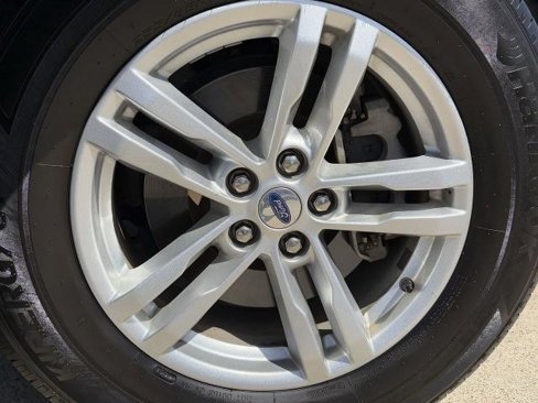 Certified 2022 Ford Explorer 2WD image 11