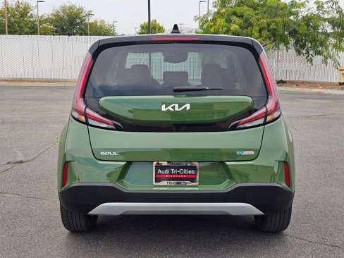 Used 2023 Kia Soul EX image 5