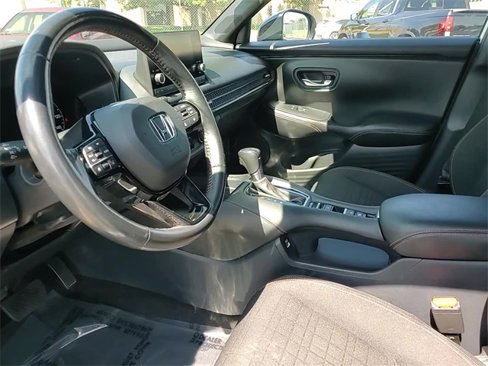 Used 2023 Honda HR-V Sport image 9