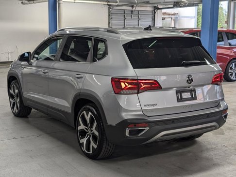 Used 2022 Volkswagen Taos SEL image 56