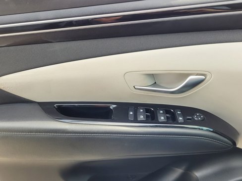 Used 2022 Hyundai Tucson Limited image 21