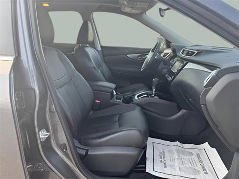 Used 2015 Nissan Rogue SL w/ SL Premium Package image 18