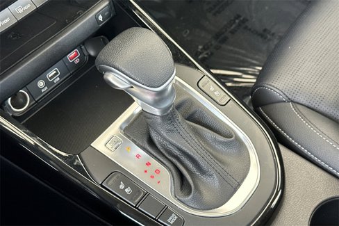 Used 2021 Kia Forte EX image 24