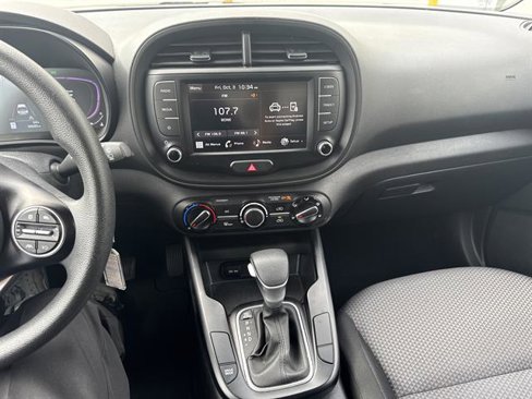 Used 2024 Kia Soul LX w/ Option Group 015 image 10
