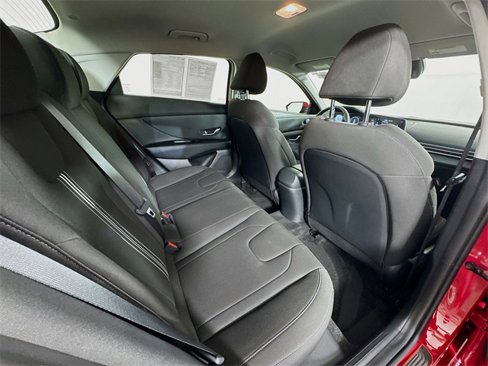 Used 2023 Hyundai Elantra SEL w/ Convenience Package image 25