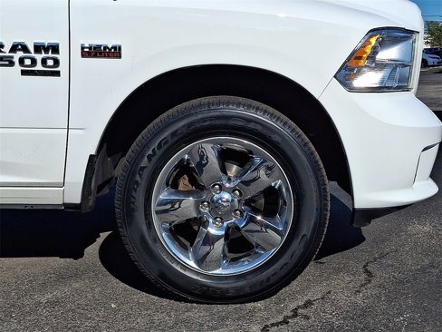Used 2019 RAM 1500 Express w/ Express Value Package image 8