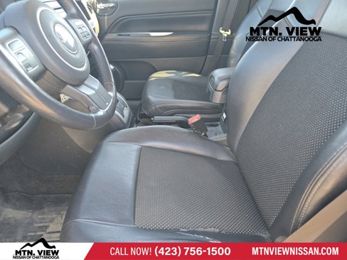 Used 2014 Jeep Compass Latitude image 6