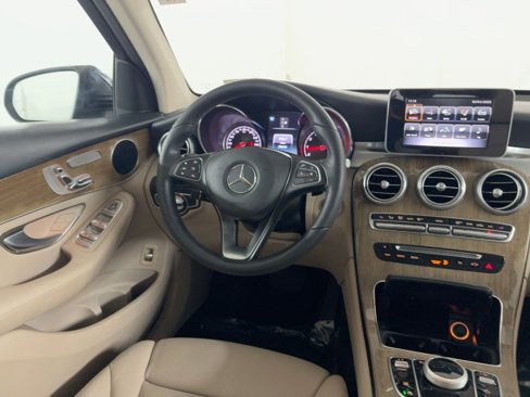 Used 2019 Mercedes-Benz GLC 300 image 28