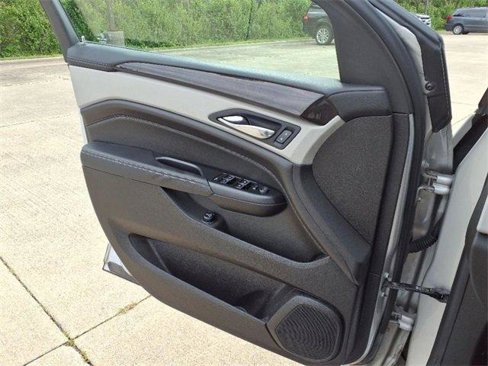 Used 2016 Cadillac SRX Luxury image 19