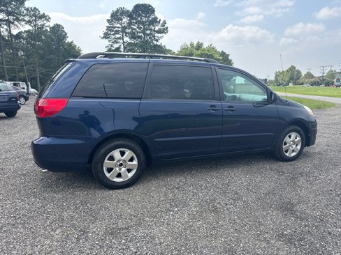 Used 2007 Toyota Sienna CE image 8