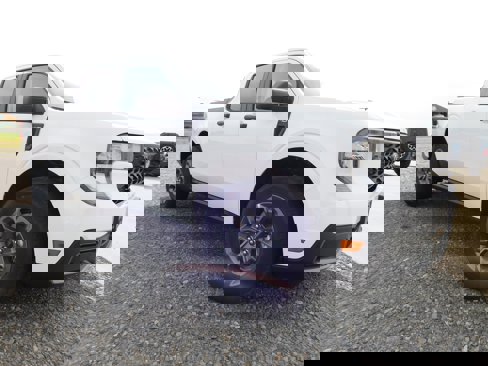 New 2025 Ford Maverick XLT image 6