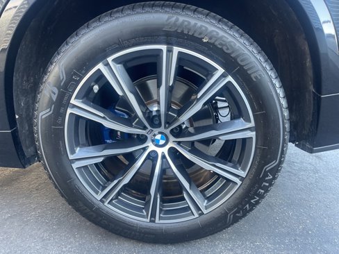 Used 2022 BMW X5 xDrive40i w/ M Sport Package image 7