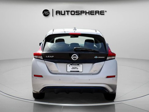 Used 2020 Nissan Leaf SV w/ Protection Package image 8