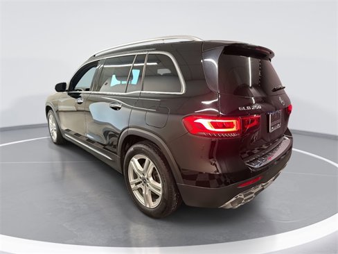 Certified 2021 Mercedes-Benz GLB 250 4MATIC image 2