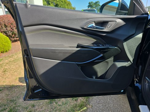New 2026 Chevrolet Trax LT w/ Sunroof Package image 16
