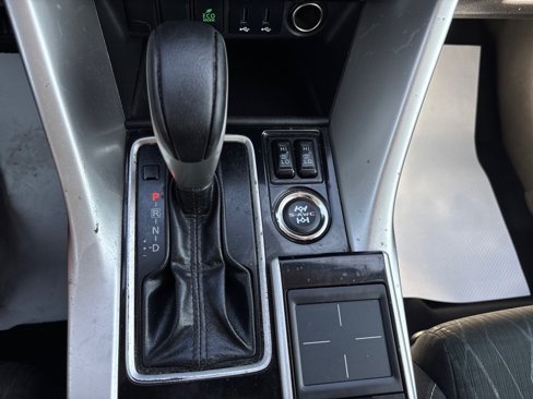 Used 2019 Mitsubishi Eclipse Cross SE image 25