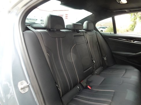 Used 2021 BMW 540i w/ M Sport Package image 16