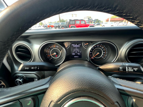 Used 2023 Jeep Gladiator Sport image 21