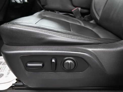 Used 2019 Chevrolet Silverado 1500 LT w/ All-Star Edition image 9