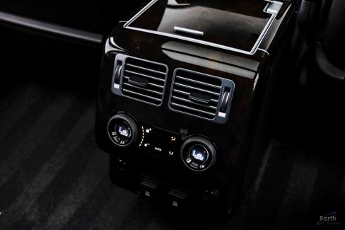 Used 2018 Land Rover Range Rover Long Wheelbase Supercharged image 68