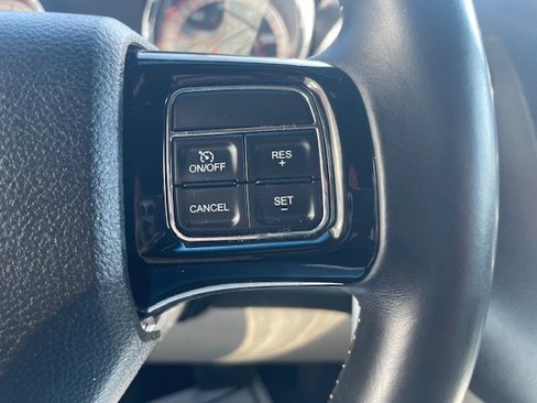 Used 2017 Dodge Grand Caravan SXT image 22
