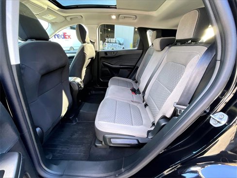 Used 2022 Ford Escape SE w/ Cold Weather Package image 22